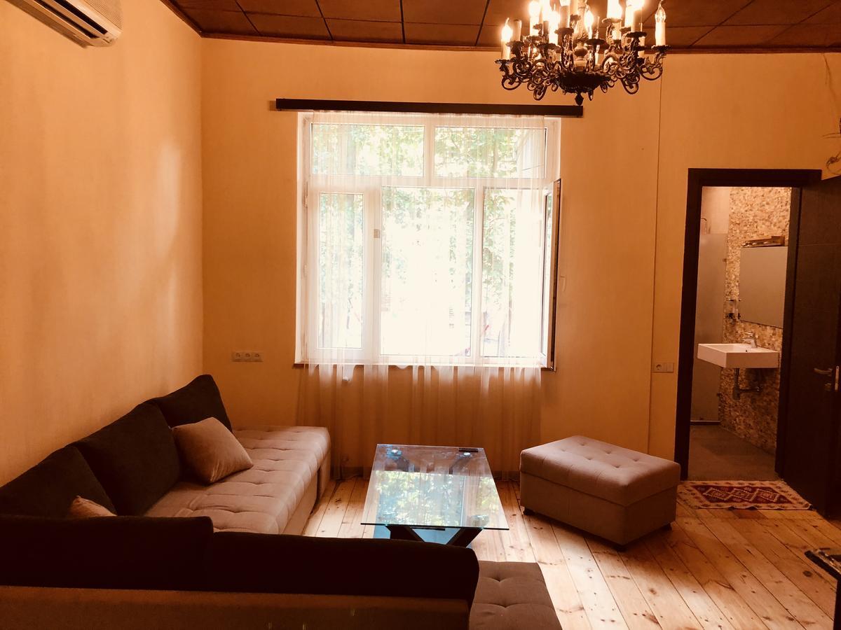 Bude Hostel Тбилиси Екстериор снимка